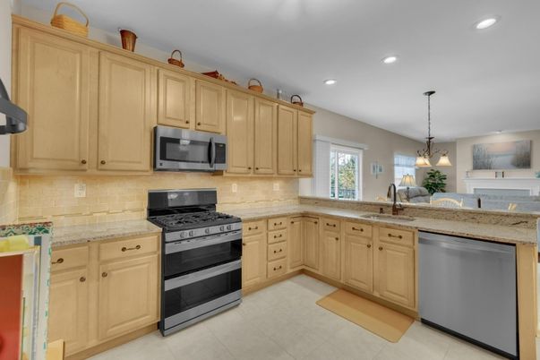Interior, Kitchen, Pendant Lights, Recessed Lighting, Stainless Steel Appliances