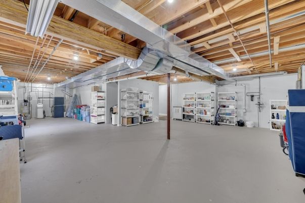 Garage, Interior, Wooden Beams, Wooden Ceilings
