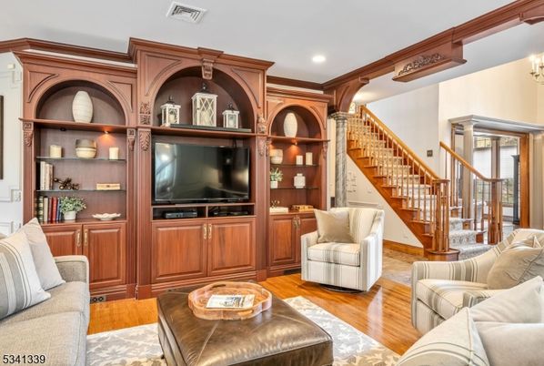 Chandelier, Interior, Living room, Recessed Lighting, Wood Texture Flooring