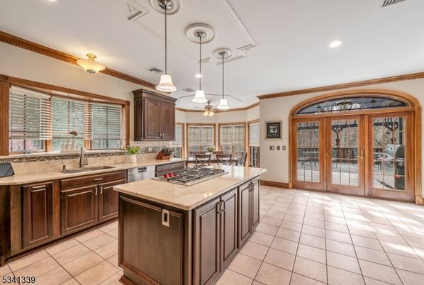 Dining room, Interior, Kitchen, Pendant Lights, Recessed Lighting