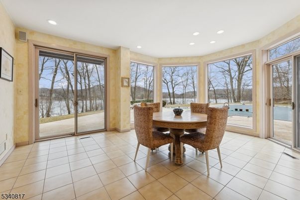 Dining room, Interior, Recessed Lighting