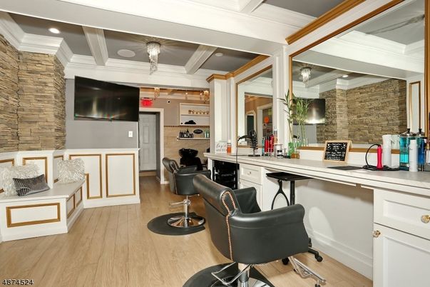 Home Office, Interior, Recessed Lighting, Stone Walls, Wood Texture Flooring