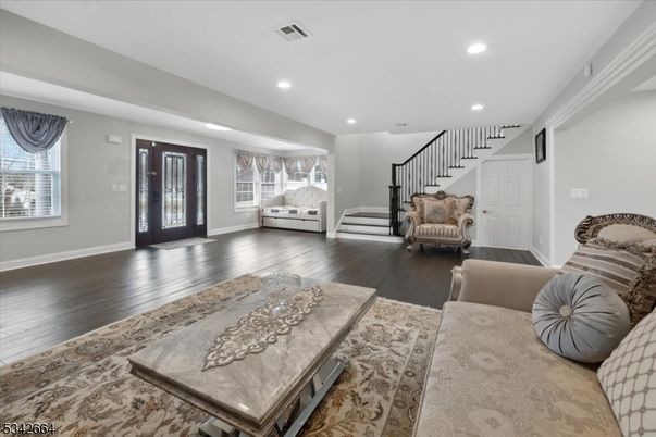Interior, Living room, Recessed Lighting, Wood Texture Flooring