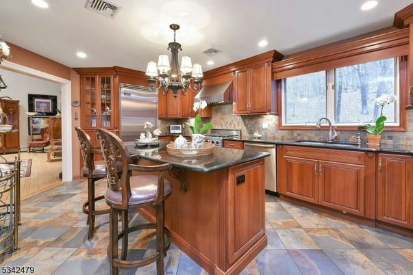 Chandelier, Interior, Kitchen, Recessed Lighting, Stainless Steel Appliances