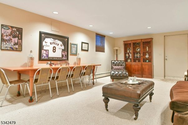 Dining room, Interior, Recessed Lighting