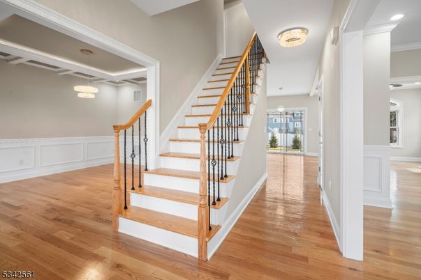 Interior, Pendant Lights, Recessed Lighting, Wood Texture Flooring