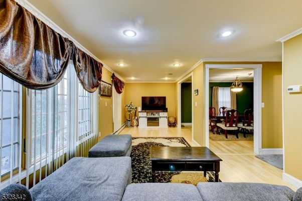 Dining room, Interior, Living room, Pendant Lights, Recessed Lighting, Wood Texture Flooring