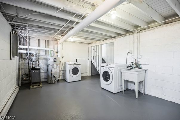 Interior, Washer