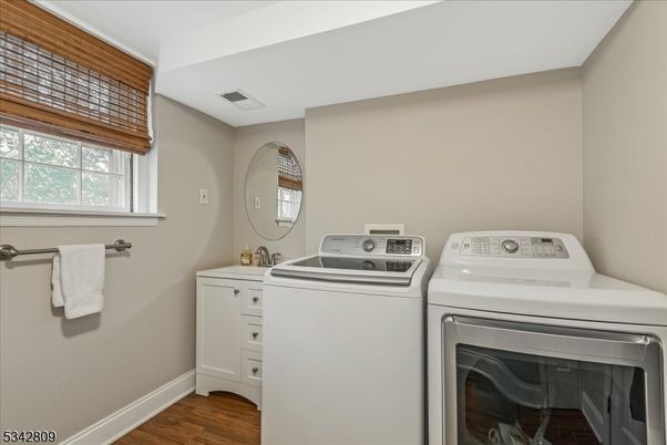 Interior, Washer, Wood Texture Flooring