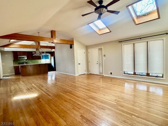 Empty room, Interior, Wooden Beams, Wood Texture Flooring