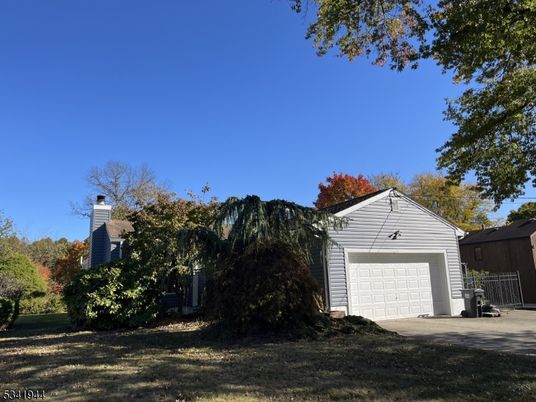 Backyard, Detached Garage, Exterior