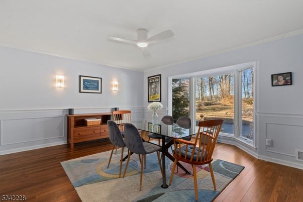Dining room, Interior, Wood Texture Flooring
