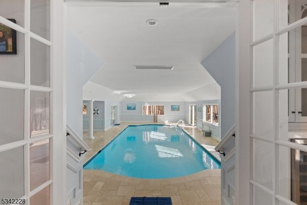 Interior, Pool, Recessed Lighting