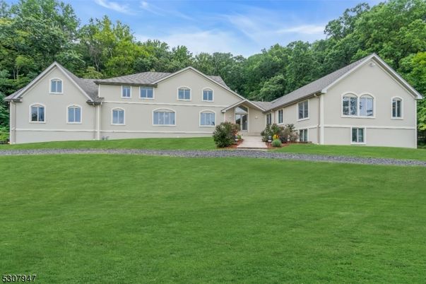 Backyard, Exterior, Facade, Farmhouse