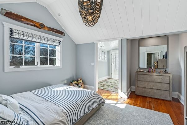 Bedroom, Interior, Pendant Lights, Wood Texture Flooring