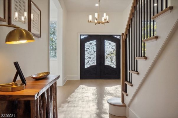 Interior, Pendant Lights, Recessed Lighting, Wood Texture Flooring