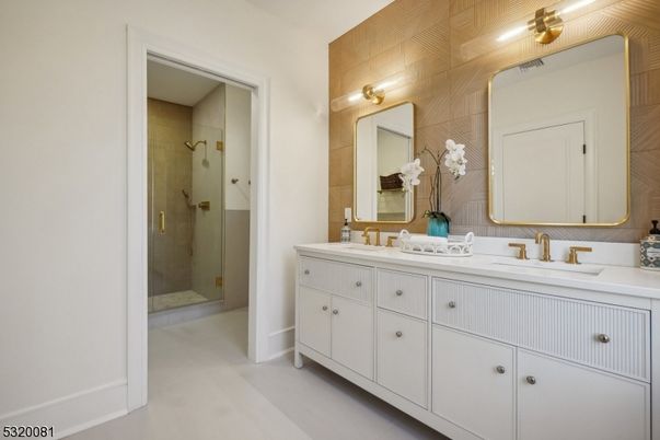 Bathroom, Dual Sink Vanities, Glass Shower, Interior