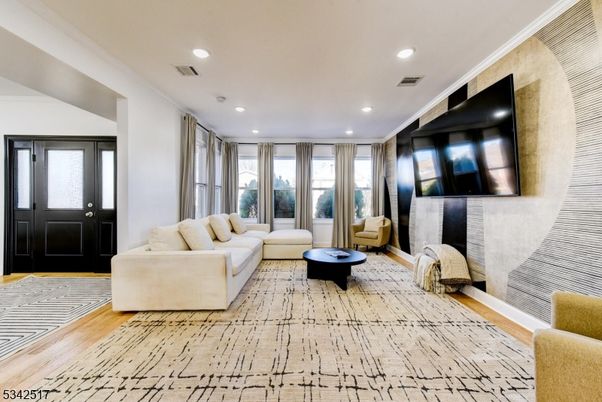 Interior, Living room, Recessed Lighting, Wood Texture Flooring