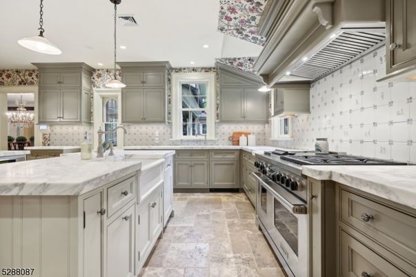 Interior, Kitchen, Pendant Lights, Recessed Lighting, Stainless Steel Appliances