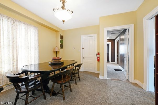 Dining room, Interior