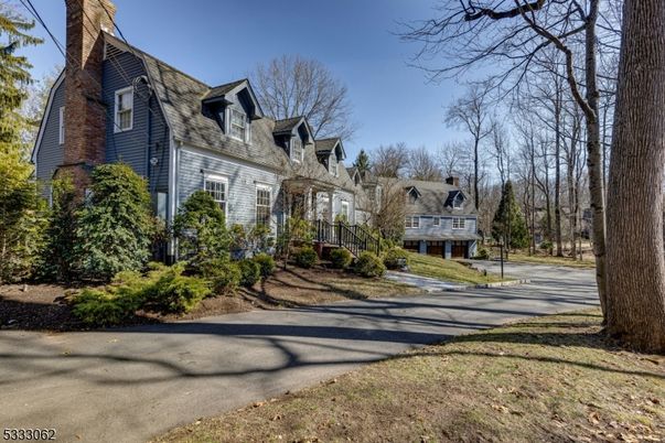 Exterior, Facade, Cape Cod