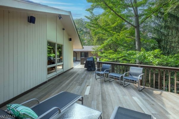 Exterior, Wood Texture Flooring