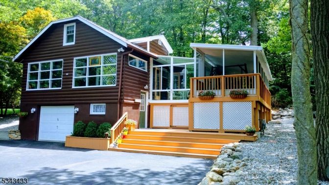 Attached, Exterior, Facade, Log Home
