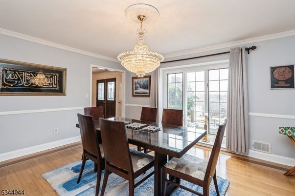 Chandelier, Dining room, Interior, Wood Texture Flooring