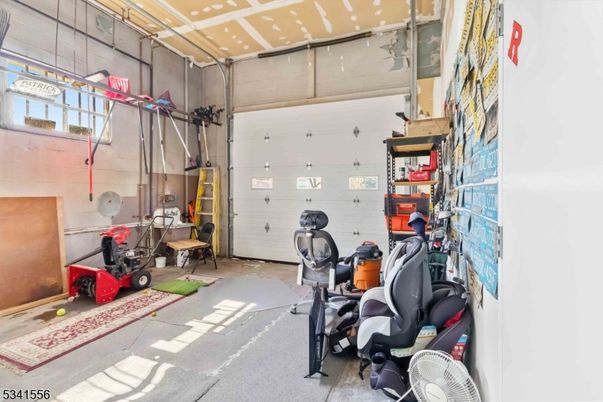 Fitness Equipment, Interior, Recessed Lighting