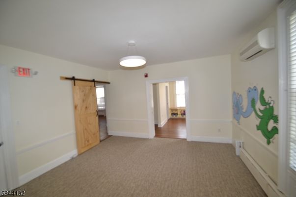 Empty room, Interior, Pendant Lights, Wood Texture Flooring