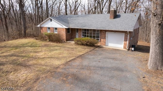 Attached, Exterior, Facade, Brick Facade, Ranch