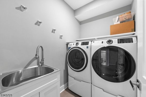 Interior, Washer