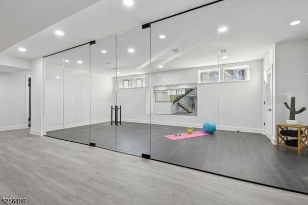Interior, Recessed Lighting, Wood Texture Flooring