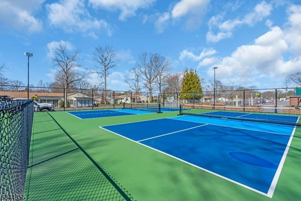 Exterior, Tennis Courts