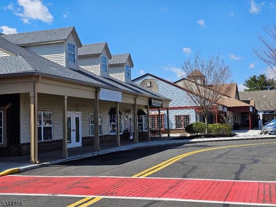 Exterior, Facade, Cape Cod