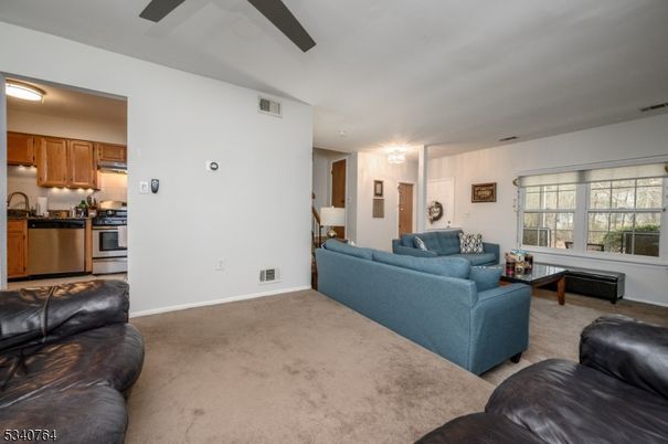 Interior, Kitchen, Living room, Stainless Steel Appliances