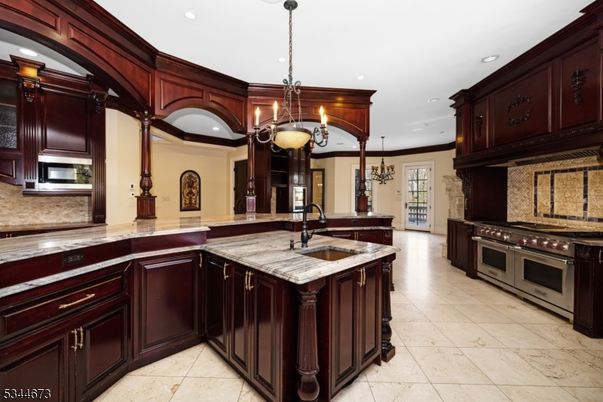 Chandelier, Interior, Kitchen, Recessed Lighting, Stainless Steel Appliances