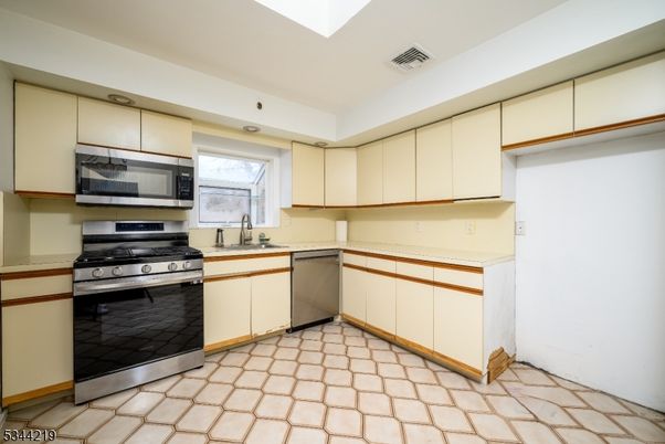 Interior, Kitchen, Stainless Steel Appliances