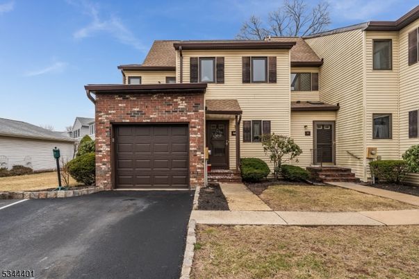 Attached, Exterior, Facade, Brick Facade, Rowhouse