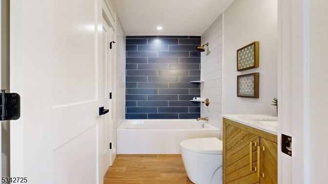 Bathroom, Interior, Recessed Lighting, Wood Texture Flooring