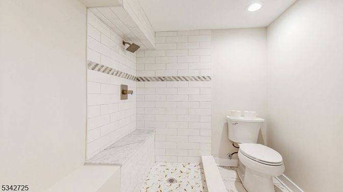 Bathroom, Interior, Marble, Recessed Lighting