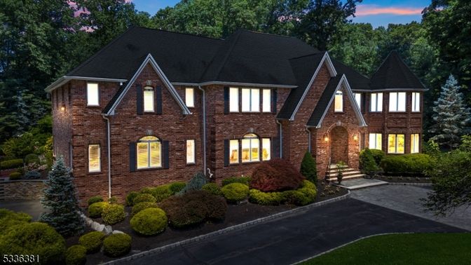 Exterior, Facade, Brick Facade, Brick Traditional