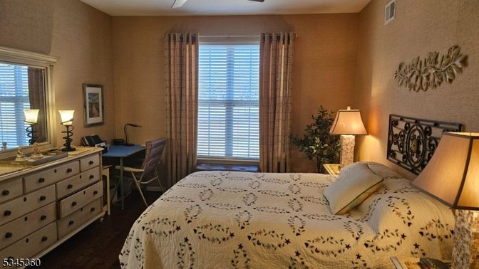 Bedroom, Home Office, Interior, Wood Texture Flooring