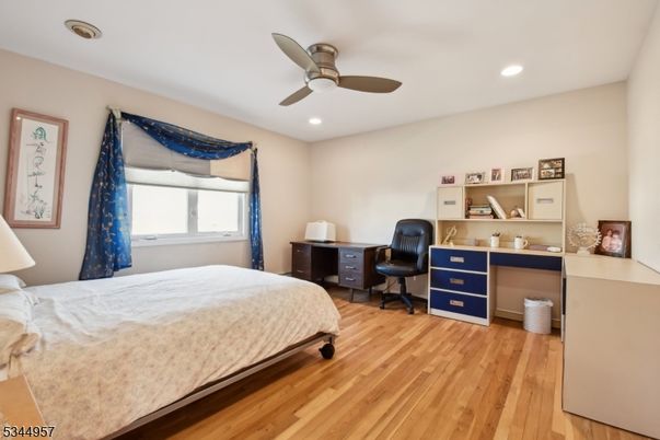 Bedroom, Home Office, Interior, Recessed Lighting, Wood Texture Flooring