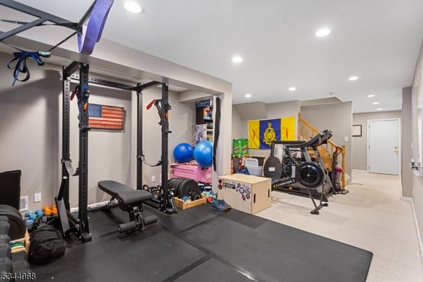 Fitness Equipment, Interior, Recessed Lighting