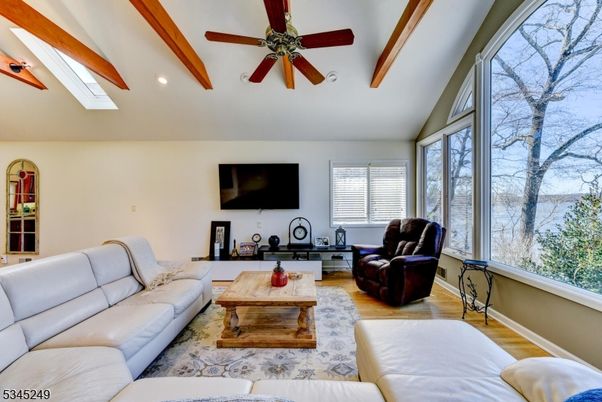 Interior, Living room, Recessed Lighting, Wooden Beams, Wood Texture Flooring