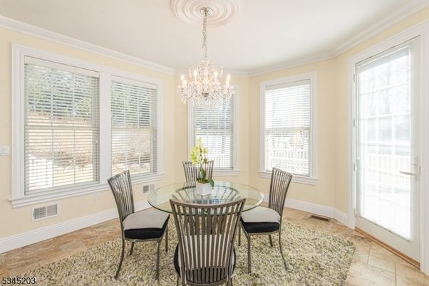 Chandelier, Dining room, Interior