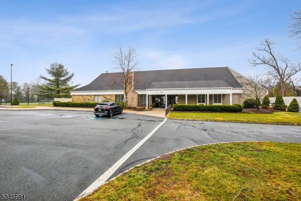 Exterior, Facade, Cape Cod