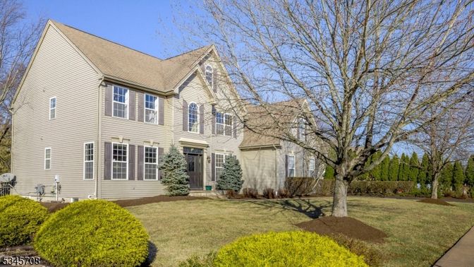 Backyard, Exterior, Facade, Farmhouse
