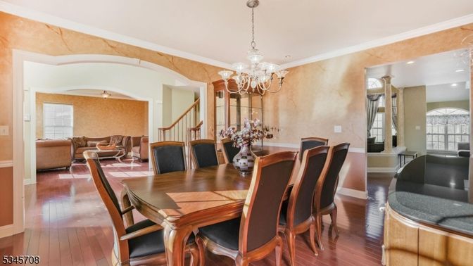 Chandelier, Dining room, Interior, Living room, Recessed Lighting, Wood Texture Flooring